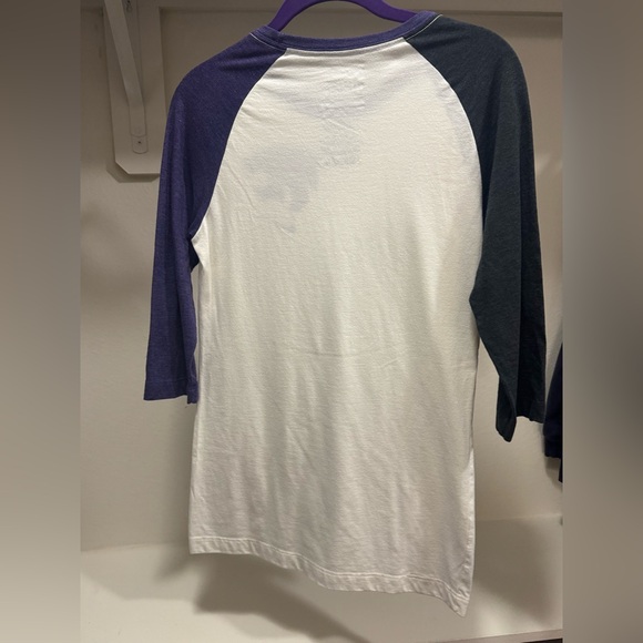 Nike Women’s Kansas State Wildcats Baseball Tee - Picture 2 of 3
